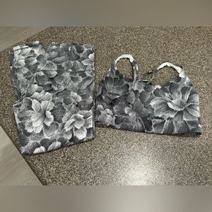 Matching Set: Athleta 7/8 Leggings and Strappy Bra Bundle Size SP & XS D